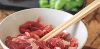 Mì trứng xào thịt bò đơn giản mà đủ chất, ăn lúc nào cũng được