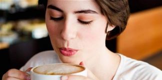 6 thực phẩm phá hủy men răng của bạn