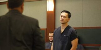 Bác sĩ gốc Việt hiếp dâm 11 nữ bệnh nhân