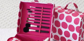 Bí quyết giữ đồ trang điểm gọn gàng