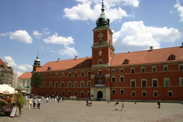 Ghé thăm những cung điện tuyệt đẹp của Ba Lan
