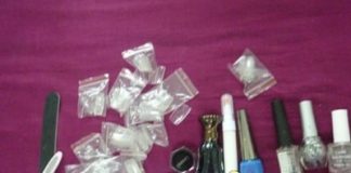 Hướng dẫn vẽ nail trên móng giả!