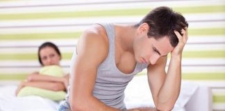 Vợ chồng mà phải nhét khăn vào miệng và nín thở mỗi khi làm 'chuyện ấy'