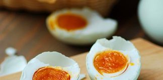 Cách làm trứng vịt muối vừa ngon vừa đơn giản