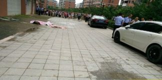 Kinh hoàng bố ném 2 con gái từ tòa nhà cao tầng rồi tự tử