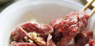 Thịt bò sốt cà chua chua ngon làm ngay kẻo lỡ