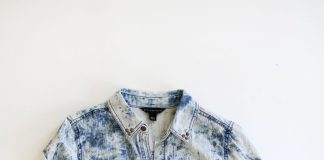 Chế áo buộc vạt từ sơ mi denim 'chớp mắt là xong'