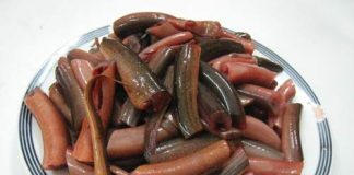 Lươn om chuối đậu đậm đà đãi cả nhà ngày mưa