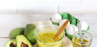 Các cách đắp mặt nạ quả bơ cho da sáng mịn tức thì