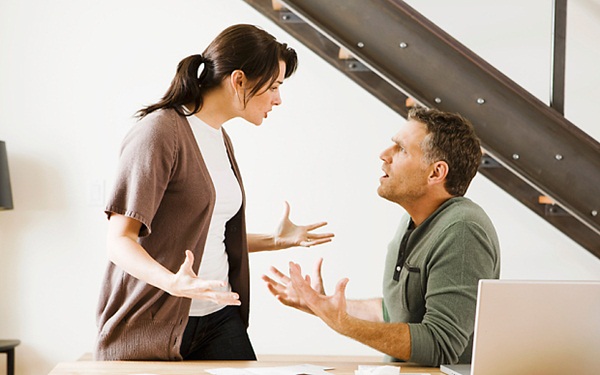 5 điều chị em cần tuyệt đối tránh khi giận hờn chồng