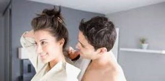 Sững sờ phát hiện sự thật việc chồng đi “tập văn nghệ”