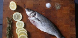 Làm món cá nướng chanh đặc biệt