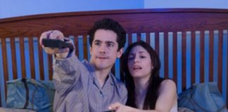 Tuyệt chiêu để hâm nóng "chuyện ấy" ngay lập tức