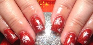 Các mẫu nail xinh cho đêm Noel rực rỡ