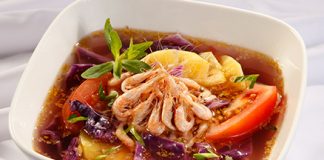 Cách nấu canh chua bắp cải tím