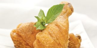 Trổ tài làm gà chiên giòn ngon hơn gà KFC