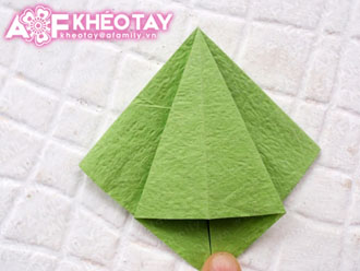 Gấp cây thông Noel phong cách Origami dễ làm mà đẹp