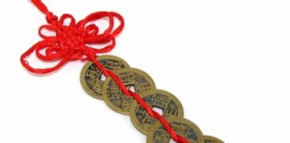 Dùng nước muối thu hút sự giàu có