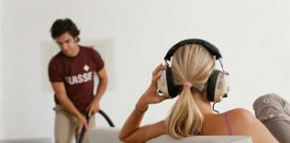 Bí quyết để ông xã giúp bạn việc nhà