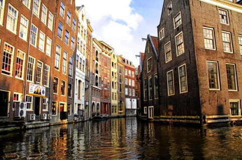 Ngắm Amsterdam đẹp cổ kính như tranh