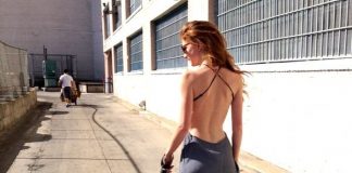 Mẹo xóa mụn vùng lưng