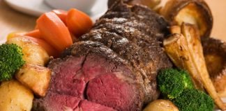 9 dấu hiệu cho thấy chàng giỏi 'chuyện ấy'