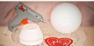 Cách làm quả cầu hoa cực đơn giản với giấy lót bánh