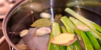 Salad gà vừa dễ làm vừa ngon