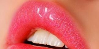 4 cách để đôi môi ẩm tự nhiên