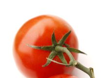 Cách chữa thâm mắt với mặt nạ cà chua, dưa chuột