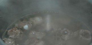 Cách làm sườn kho chua ngọt ngon chảy nước miếng