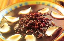 Hướng dẫn món ăn, bài thuốc phòng chống bạc tóc