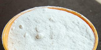 4 mẹo cho da trắng mềm từ bột gạo xay