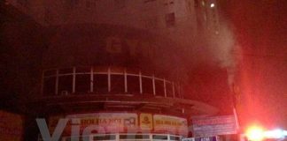 Hà Nội: Cháy chung cư cao tầng giữa đêm, hàng trăm người tháo chạy