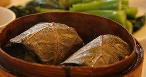 Hướng dẫn gói bánh chưng lá sen chay