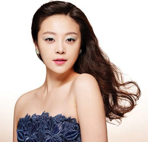 Hướng dẫn làm các kiểu tóc cô dâu đẹp nhất của Hàn Quốc