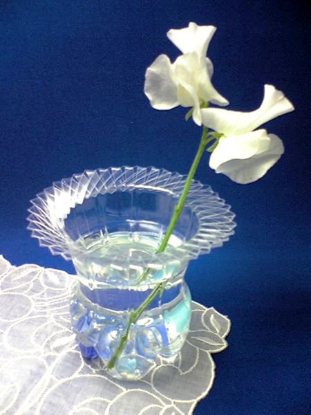 Cách làm lọ hoa bằng chai nhựa cũ cực nghệ thuật