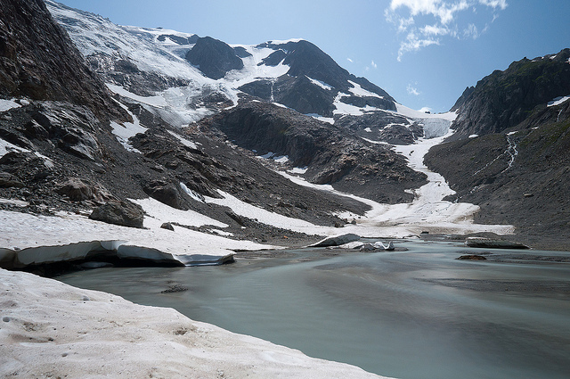 Dòng sông băng Steungletscher tuyệt đẹp ở Thụy Sĩ