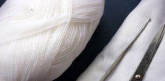 Cách móc khăn len bảy sắc cầu vồng rạng rỡ mùa đông