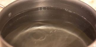 cắt chai làm lọ đựng