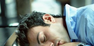 Những báo hiệu bệnh tật khi mặc chứng thèm ngủ