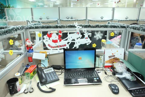 Những văn phòng trang trí Noel ấn tượng nhất Hà Nội