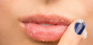 Tổng hợp những cách tẩy da chết cho môi đơn giản nhất