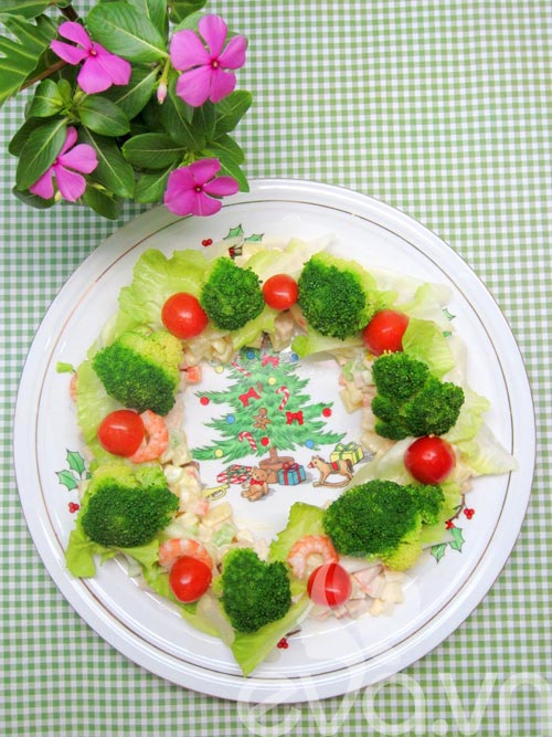 Salad rau củ ngon cho Giáng sinh