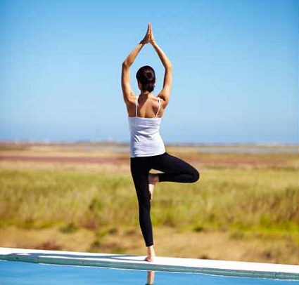 5 tư thế Yoga làm tăng kích thước vòng 1 hiệu quả không ngờ