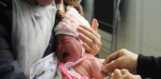 “Cơn khát” vaccine 5 trong 1: 2 chỉ vàng cho mỗi mũi tiêm