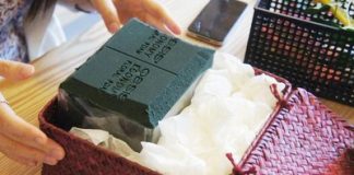 Cách cắm hoa mới lạ trang trí nhà thêm xinh 4