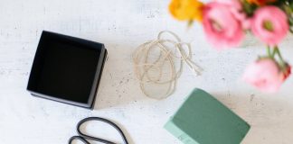 Cách cắm hoa mao lương trong hộp đựng quà cực xinh - 1