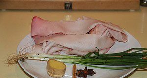 Làm mới thực đơn Tết với da heo nấu đông ngon lạ