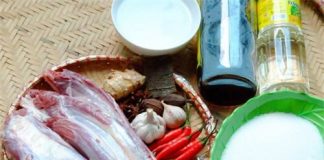 Cách làm bò ngâm mắm ngon tuyệt cho Tết cổ truyền
